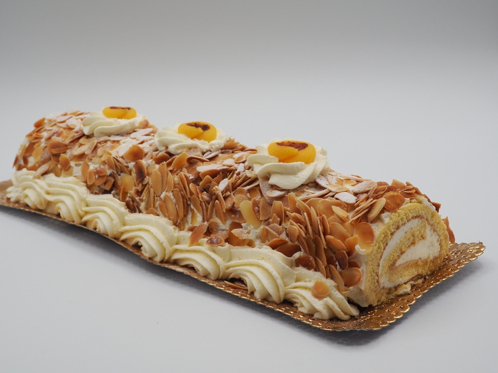 Brazo de Nata y Almendras