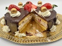 Tarta de Chocolate y Fresas con Nata